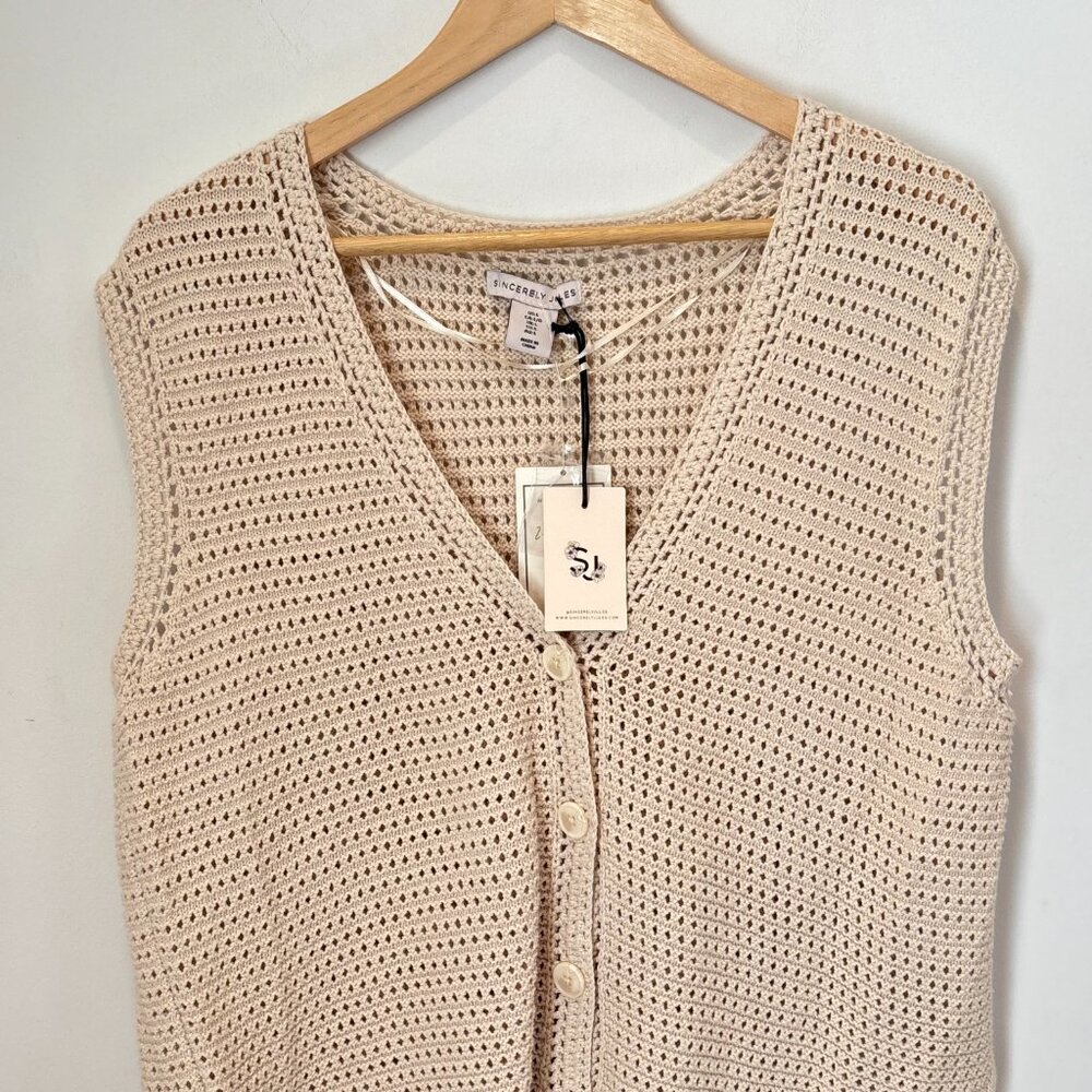 Sincerely Jules Crochet Open Knit Sleeveless Top Button SZ Large Beach Boho NEW - Picture 2 of 16